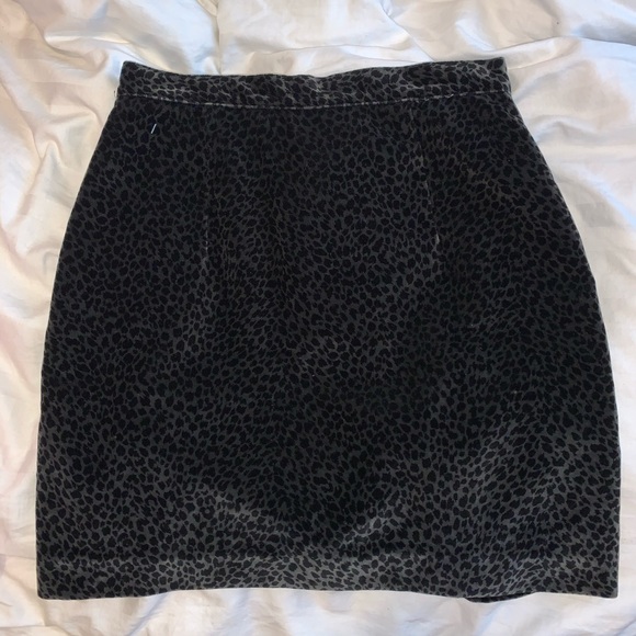 VINTAGE❤️ cheetah print velour skirt - Picture 1 of 9
